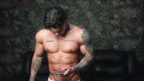 justin clark1 online show from April 21, 3:23 am