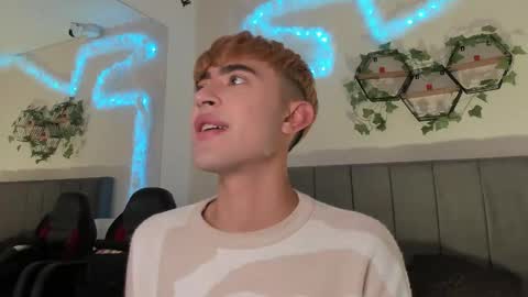 Justin online show from September 15, 11:22 am