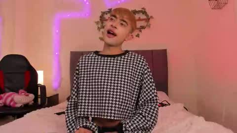 Justin online show from September 20, 12:05 pm