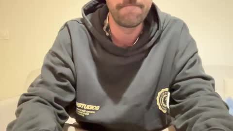 justmeandyou00 online show from December 18, 6:46 pm