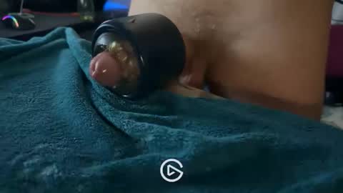 juuxxii online show from April 30, 7:10 pm