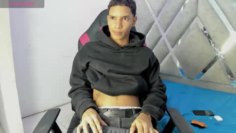 KAI online show from December 20, 3:57 am