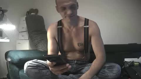 Snapshot of kaiusmaxi chatting on September 25, 1:59 am kaiusmaxi online show from September 25, 1:59 am