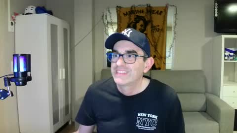 Snapshot of kalem48 chatting on January 24, 5:11 pm MusicMen49 online show from January 24, 5:11 pm