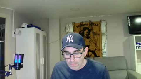 Snapshot of kalem48 chatting on January 30, 12:18 am MusicMen49 online show from January 30, 12:18 am