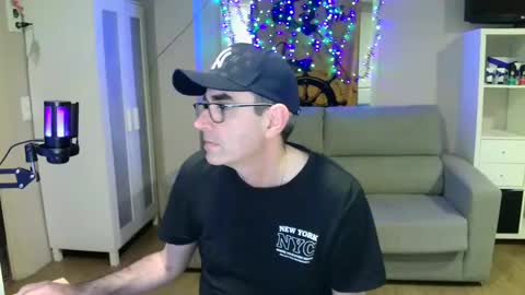 Snapshot of kalem48 chatting on January 23, 11:48 pm MusicMen49 online show from January 23, 11:48 pm