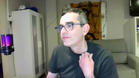 Snapshot of kalem48 chatting on January 17, 1:57 am MusicMen49 online show from January 17, 1:57 am