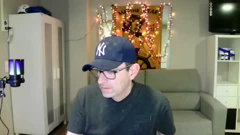 Snapshot of kalem48 chatting on March 5, 11:06 pm MusicMen49 online show from March 5, 11:06 pm