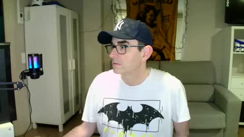 Snapshot of kalem48 chatting on March 9, 7:15 pm MusicMen49 online show from March 9, 7:15 pm