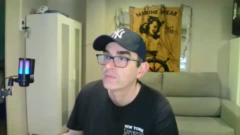 Snapshot of kalem48 chatting on February 12, 8:16 am MusicMen49 online show from February 12, 8:16 am