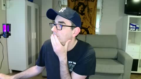 Snapshot of kalem48 chatting on March 11, 7:26 am MusicMen49 online show from March 11, 7:26 am