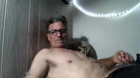 kalifornia91666 online show from November 15, 8:38 am