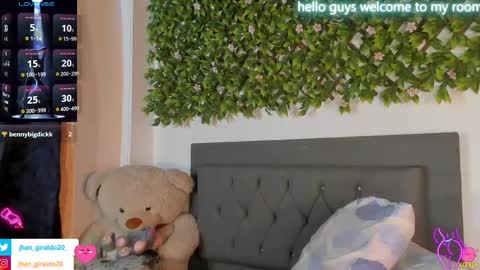 Snapshot of kami_22 chatting on October 4, 4:12 pm camilo independent model online show from October 4, 4:12 pm