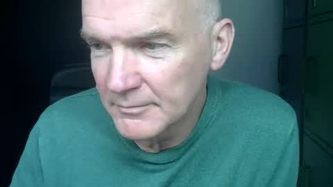 Robbie online show from November 7, 7:45 am