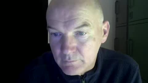 Robbie online show from December 26, 7:24 am