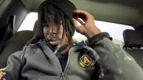 kblack9inch online show from October 29, 6:11 pm