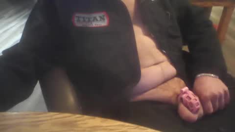 kchristi325 online show from February 2, 9:45 pm