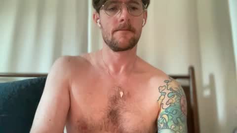 kd9dash3point8 online show from March 2, 10:39 pm