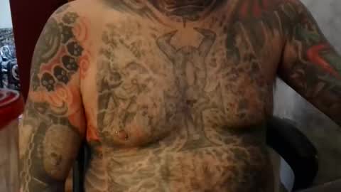 keeeeeeeeeeeeef online show from April 20, 10:34 pm