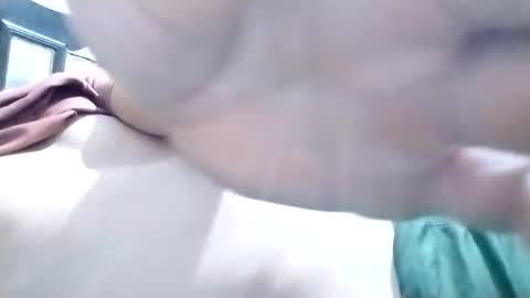 keer1991 online show from September 28, 6:33 am