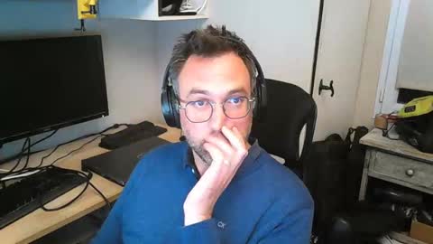 kelvin06133 online show from March 8, 10:45 pm