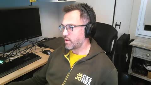 kelvin06133 online show from February 19, 11:14 pm