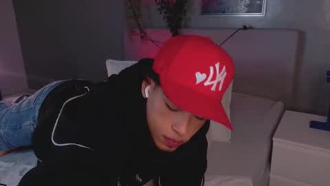   online show from February 26, 11:33 am