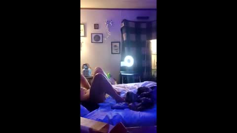 kennedykash410 online show from February 20, 8:05 am