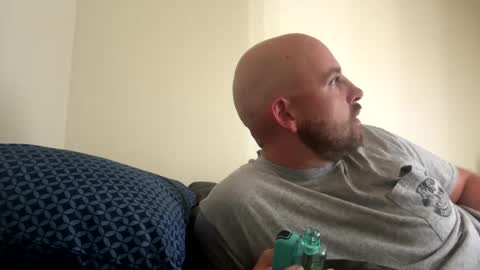 Snapshot of kepkon00 chatting on October 5, 7:51 pm kepkon00 online show from October 5, 7:51 pm