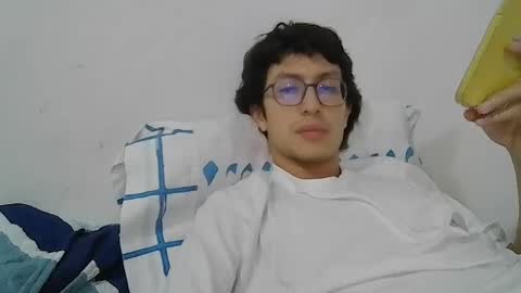 kevintdx online show from April 19, 1:16 am