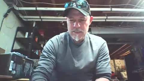 Snapshot of kick_1_down chatting on December 10, 5:00 pm kick_1_down online show from December 10, 5:00 pm