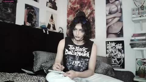 kenny online show from April 15, 6:08 pm