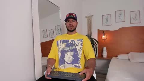 Kilua Muscle guy online show from September 10, 9:35 pm