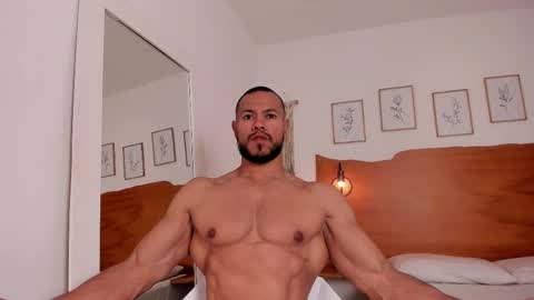 Kilua Muscle guy online show from September 19, 10:31 pm