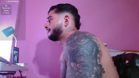 Angel Falconer online show from April 9, 3:37 am