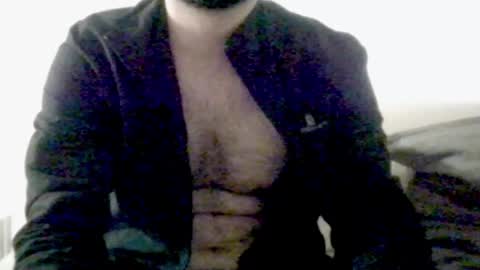 Snapshot of kingindisguise69 chatting on March 4, 3:00 am kingindisguise69 online show from March 4, 3:00 am