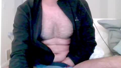 Snapshot of kingindisguise69 chatting on February 23, 3:15 pm kingindisguise69 online show from February 23, 3:15 pm