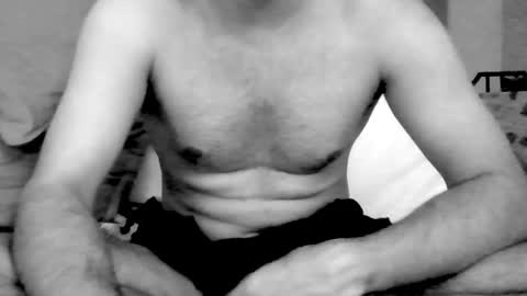 Snapshot of kingindisguise69 chatting on October 25, 3:08 am kingindisguise69 online show from October 25, 3:08 am