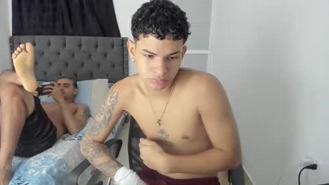 DOMINANT ALPHA KINGS online show from October 24, 8:49 am