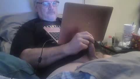 kingtongue10 online show from March 28, 12:16 pm