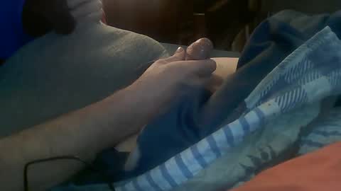 kingtongue10 online show from January 12, 1:05 pm