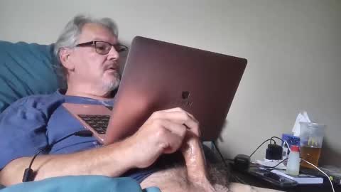 kingtongue10 online show from May 29, 7:46 pm