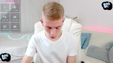    online show from February 3, 10:25 am