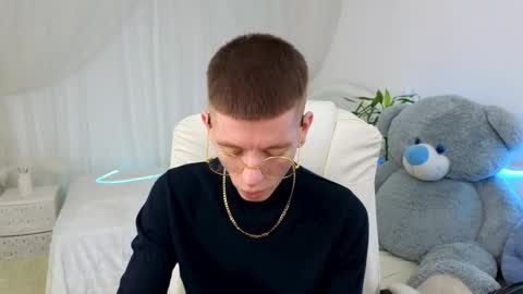    online show from March 12, 6:18 am