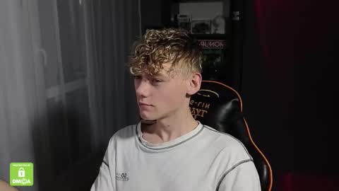 Kirill and Andrey online show from October 29, 3:37 pm