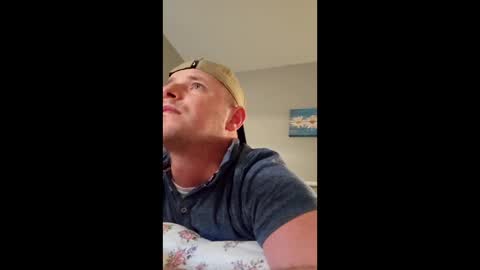 kirke1993 online show from March 25, 6:34 pm