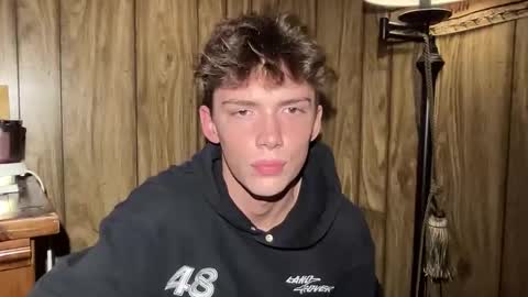 kissarchives online show from April 13, 5:41 am