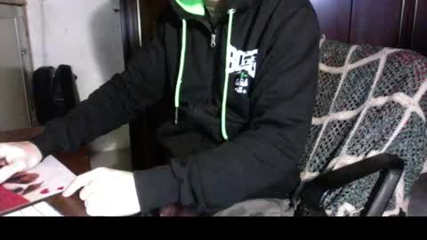 kissofbanned1983 online show from November 23, 9:09 am