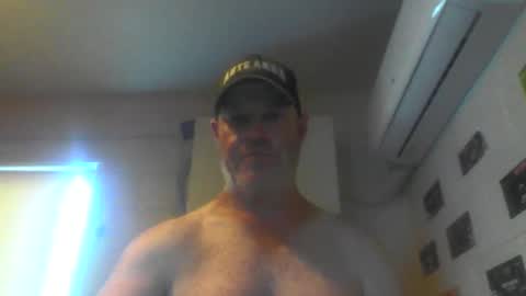 Snapshot of kiwiguy19773 chatting on March 2, 3:24 am kiwiguy19773 online show from March 2, 3:24 am