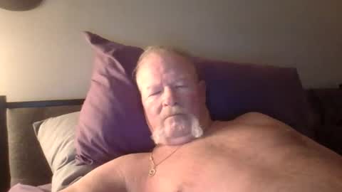 kjdjld56 online show from January 18, 6:32 pm